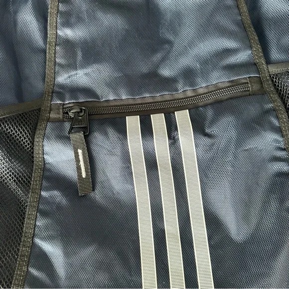 adidas Sackpack/Drawstring Bag - Picture 5 of 5